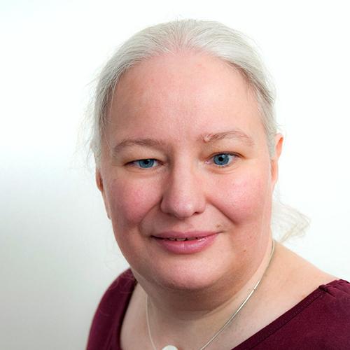 Dr. jur. Anette Oberhauser 